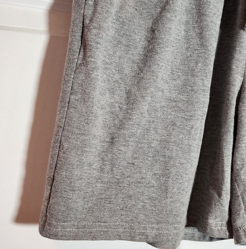 Shein Gray Los Angeles Men's Shorts Large - Picture 3 of 5